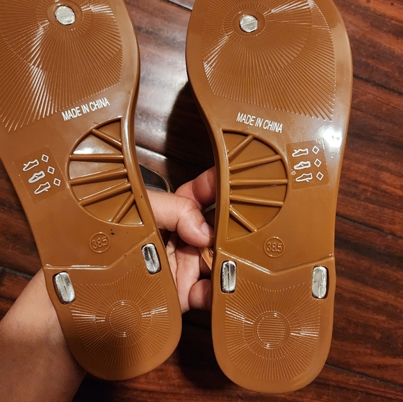 Kurt Geiger Silver and Coral Sandals - Picture 4 of 6